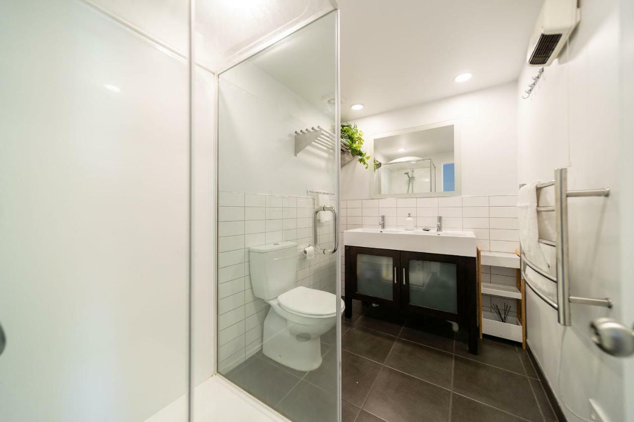 Central, Modern Loft Style Home - 2 Min Walk From Town Queenstown Exterior foto